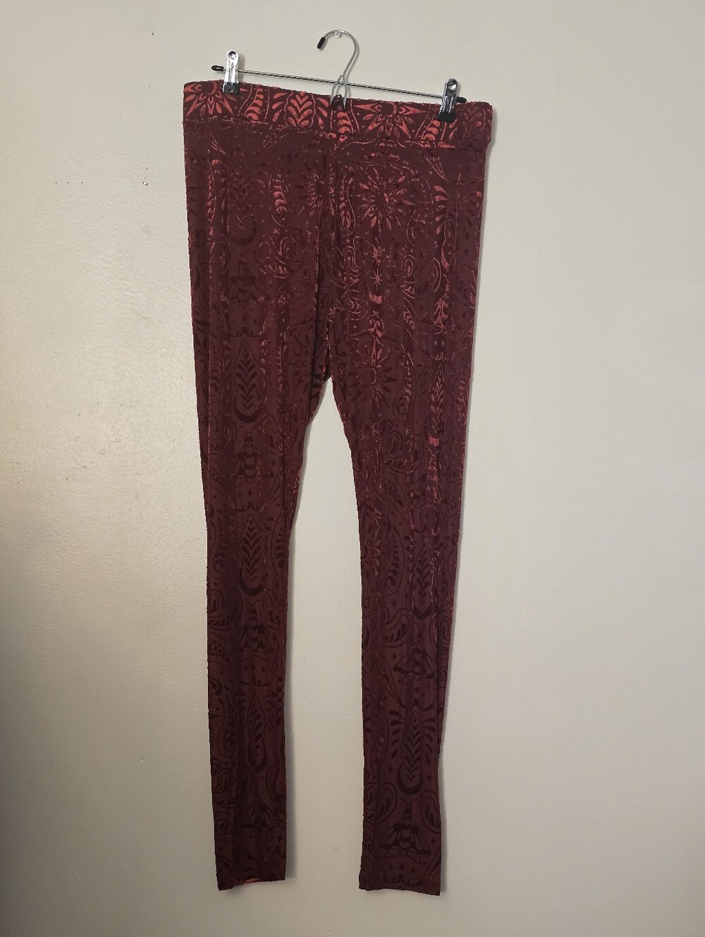 Killstar XL Red Velvet Lepidoptera Burnout Pattern Leggings